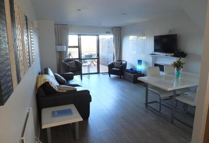דירת חדר, Le Chalet Waiheke Apartments