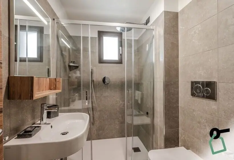 スタンダードスタジオ, Hotiday Apartments La Thuile