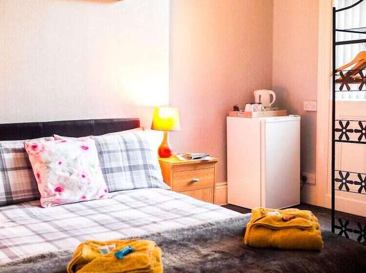 标准间, Carlton House Scarborough