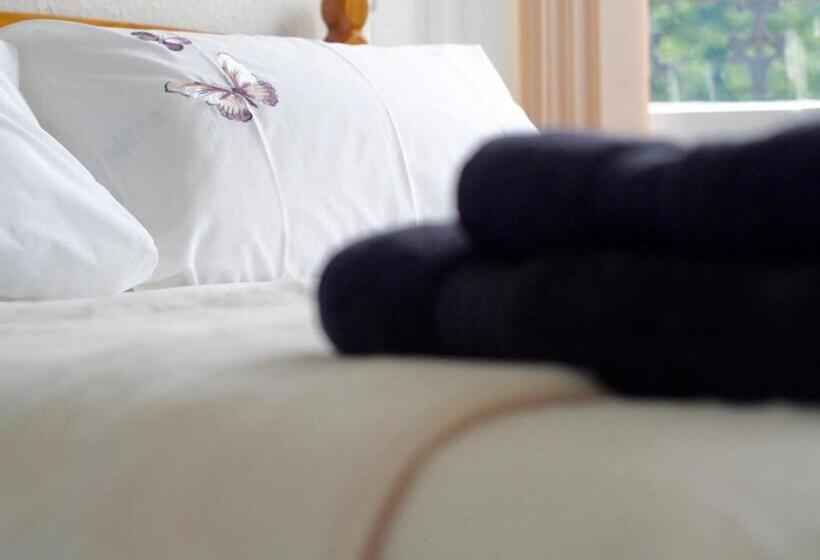 标准间, Carlton House Scarborough