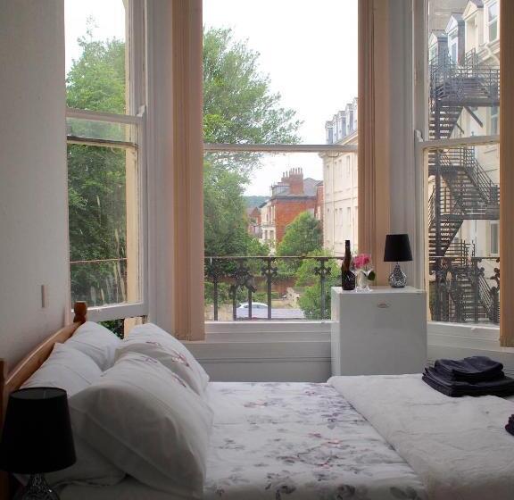 标准间, Carlton House Scarborough