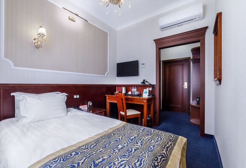 اتاق استاندارد یک نفره, Dinastiya