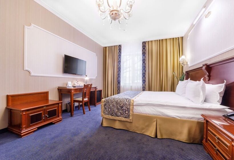 استودیوی استاندارد, Dinastiya