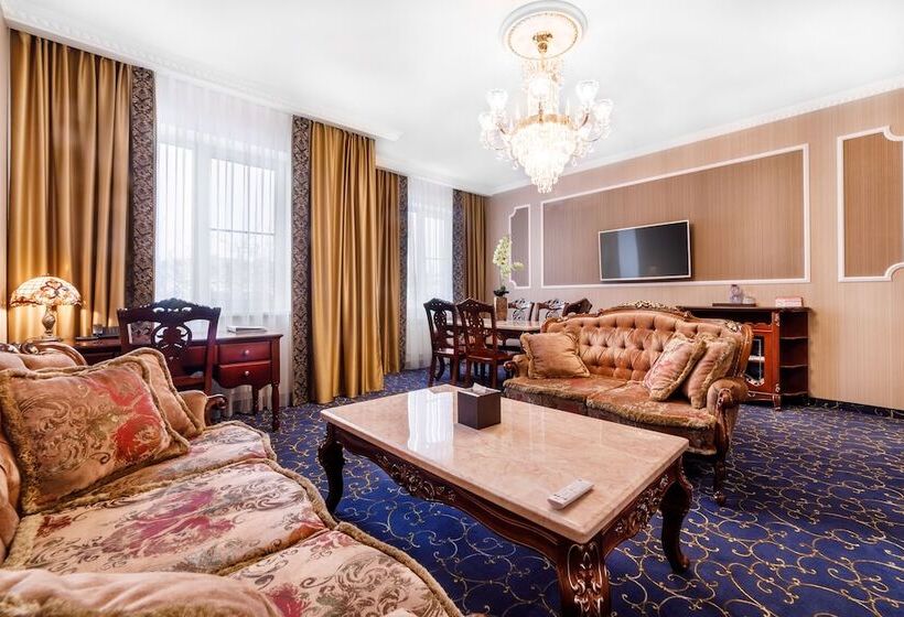 سوییت, Dinastiya