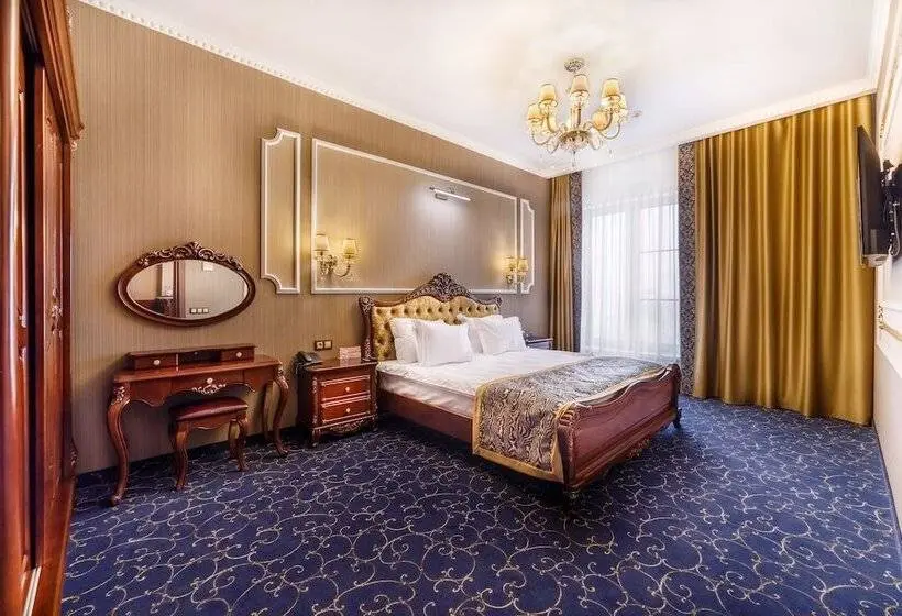 سوئیت پرزیدنت, Dinastiya