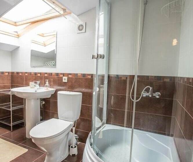 Апартаменты 1 Спальня, Galla