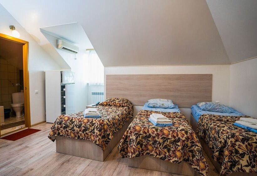 חדר סטנדרט לארבעה, Magnolia