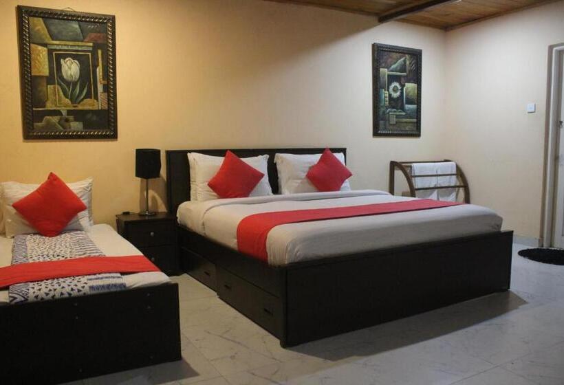 디럭스 트리플 룸, Maha Royal