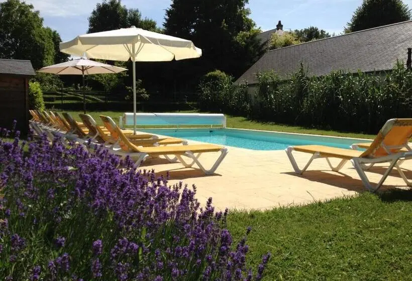 ２ベッドルームのテニメントハウス, Manoir Du Parc