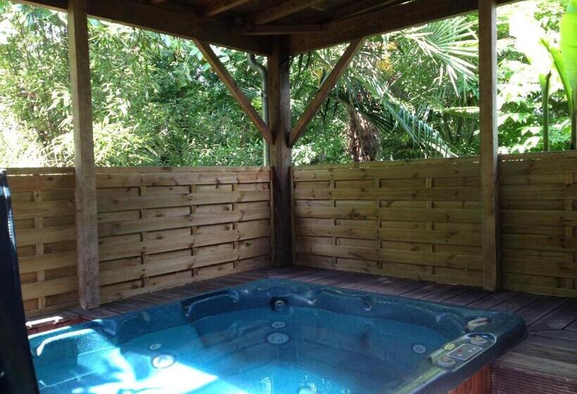 בקתה, Manoir Du Parc