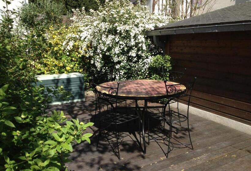 בית צמוד 2 חדרים, Manoir Du Parc