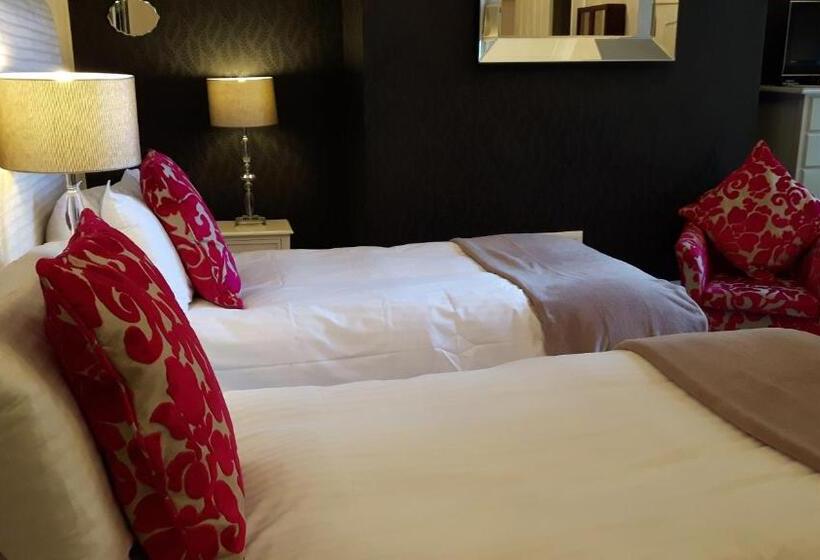 Номер Superior, The Ambassador Townhouse