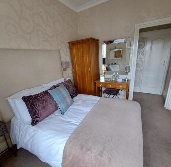 Номер Deluxe, The Ambassador Townhouse