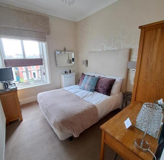 Номер Deluxe, The Ambassador Townhouse