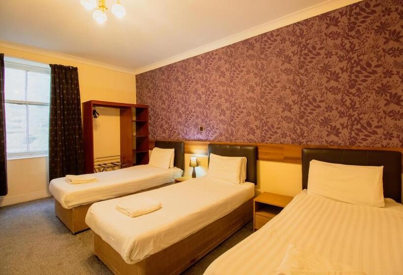 Номер Стандарт Трехместный, The Ben Mhor Hotel, Bar & Restaurant