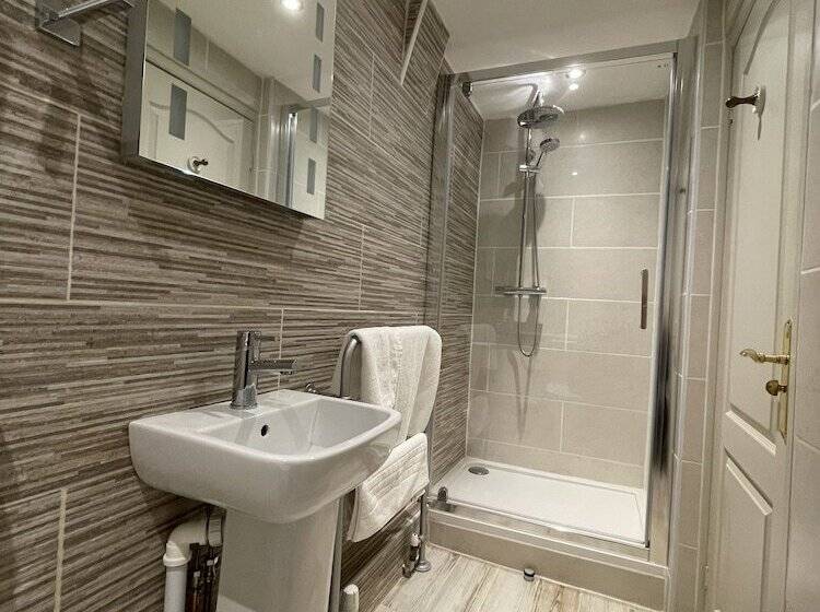 חדר דלוקס, The Wheatsheaf Inn