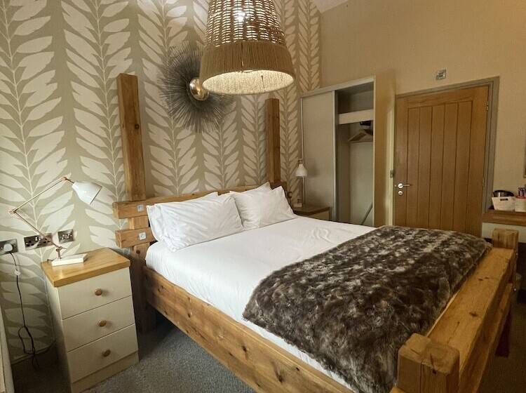 חדר דלוקס, The Wheatsheaf Inn