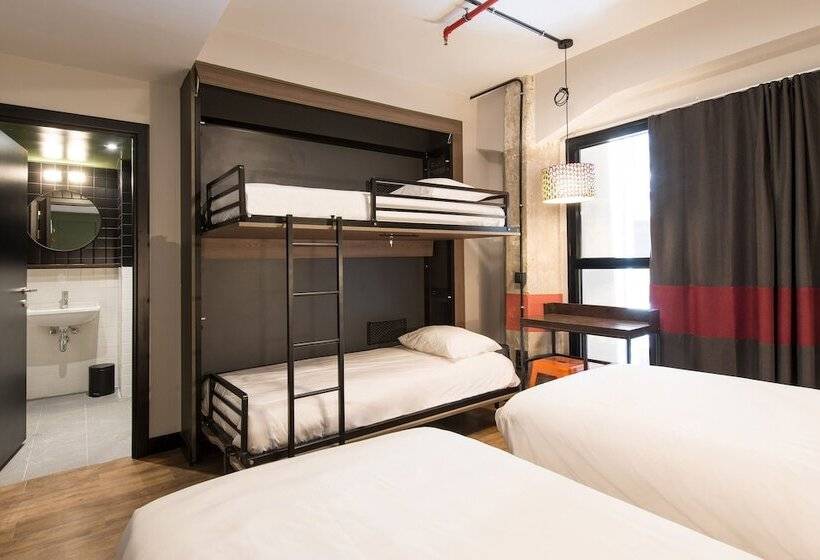 اتاق خانوادگی, Generator Madrid