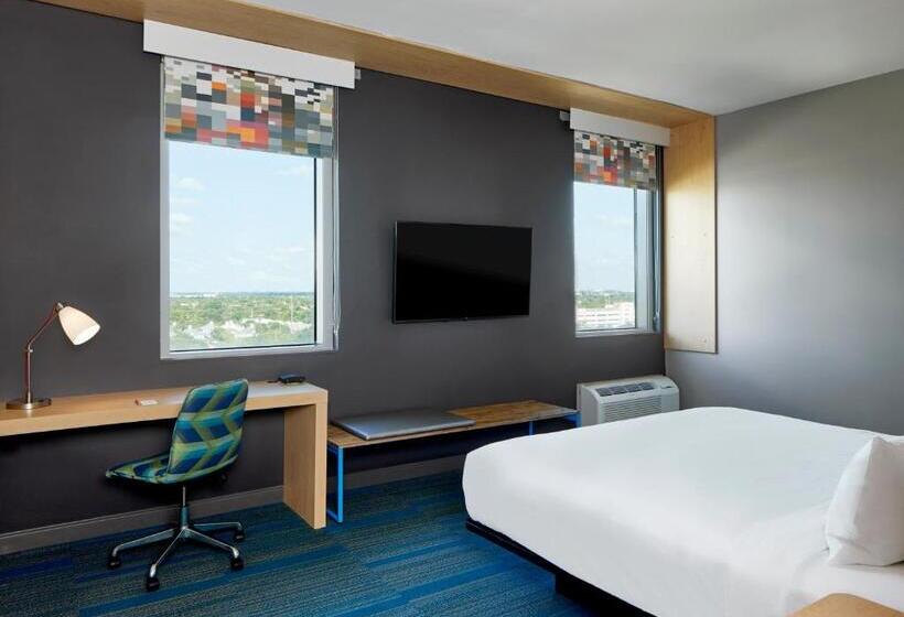 חדר דלוקס מותאם לאנשים עם מוגבלויות, Aloft Miami Aventura