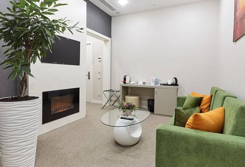 スイート, Brosko Hotel Arbat