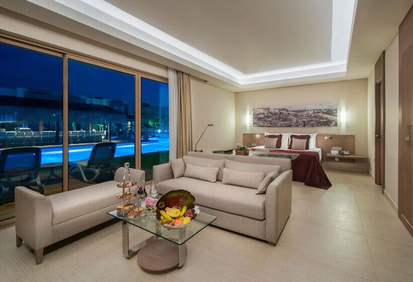 Family Suite, Concorde Luxury Resort & Casino