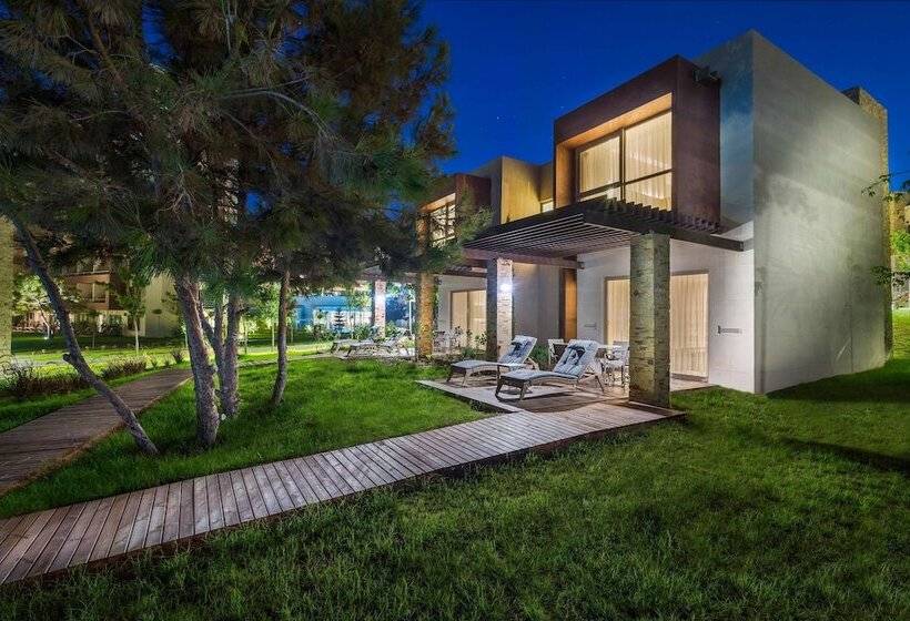 Вилла 1 Спальня, Concorde Luxury Resort & Casino