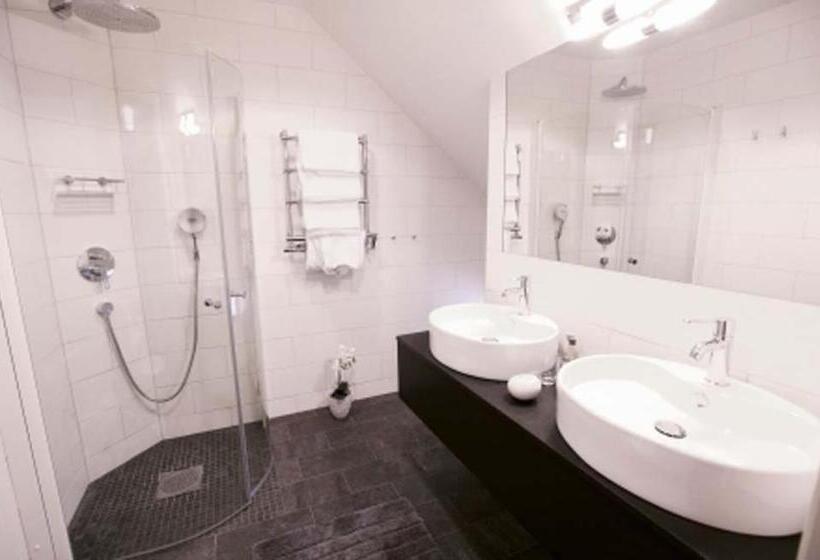 2 Bedrooms Suite Sea View, Ekerum Resort Oland