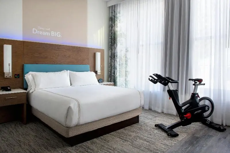 キングサイズベッドのスイートルーム, Even Hotel Pittsburgh Downtown, An Ihg