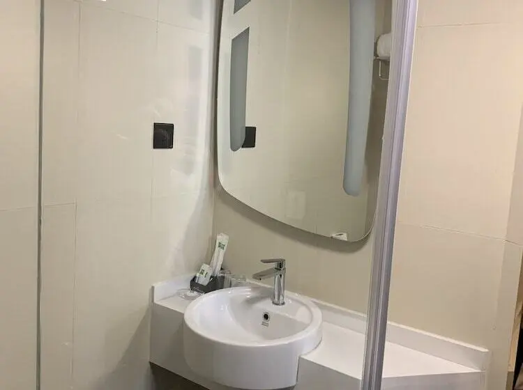 اتاق استاندارد, Ibis Chengdu Meizhou Center