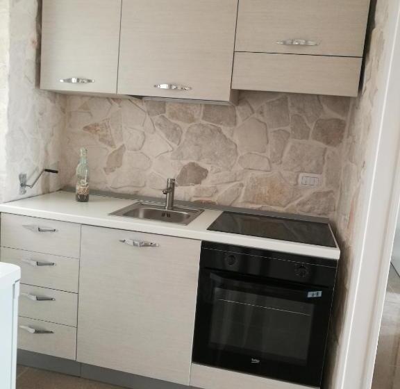 דירת חדר, Residence La Corvetta