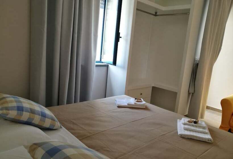 דירת חדר, Residence La Corvetta