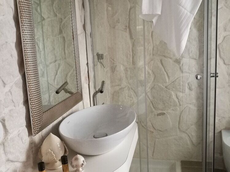 דירת חדר, Residence La Corvetta