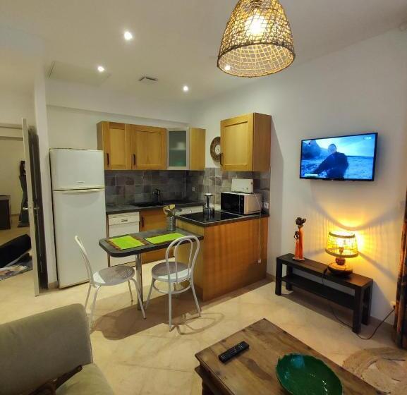 شقة غرفة واحدة, Résidence Mart Ins