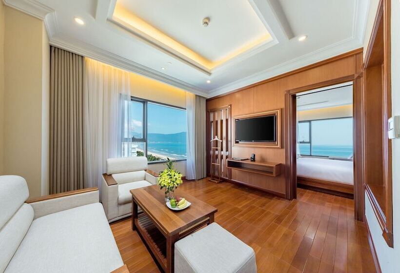 سوییت جونیور با چشم‌انداز دریا, Dlg Hotel Danang