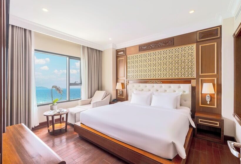 سوئیت اجرایی با چشمانداز دریا, Dlg Hotel Danang