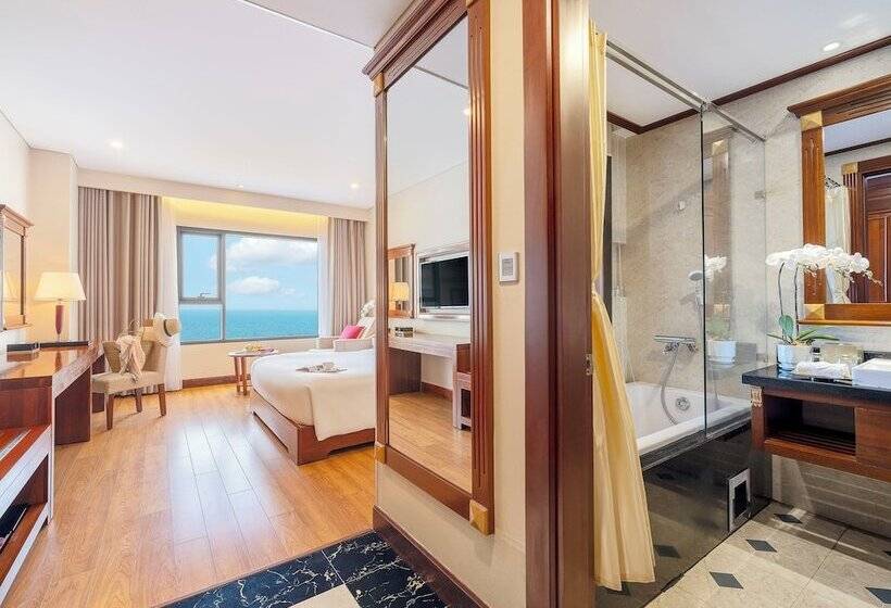 اتاق لوکس با چشمانداز دریا, Dlg Hotel Danang