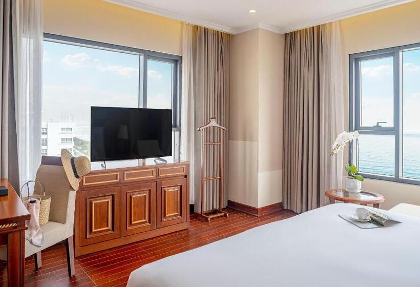 سوییت جونیور با چشم‌انداز دریا, Dlg Hotel Danang