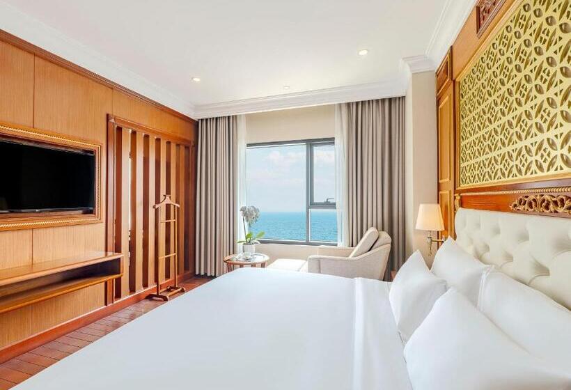 سوئیت اجرایی با چشمانداز دریا, Dlg Hotel Danang