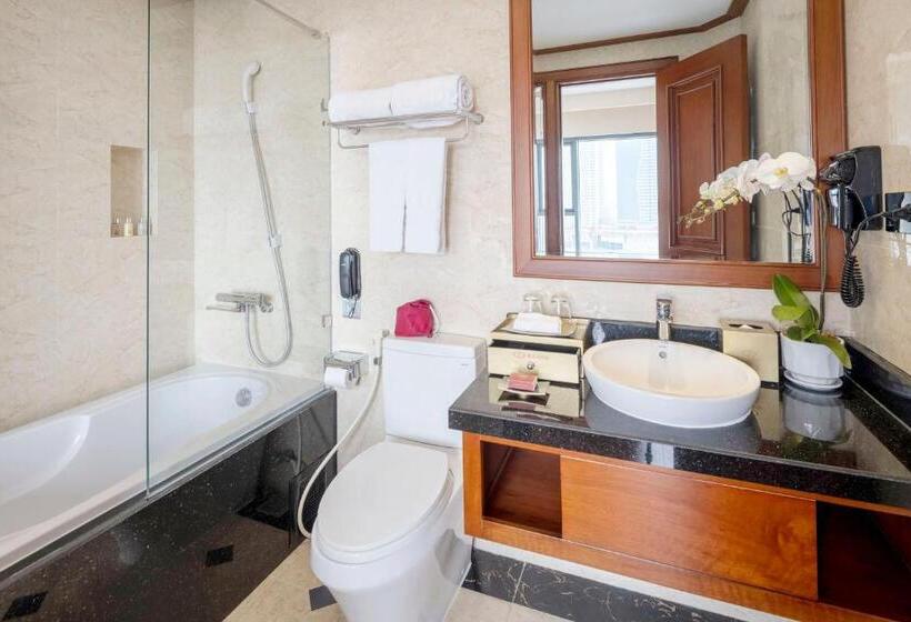 اتاق خانوادگی با چشمانداز دریا, Dlg Hotel Danang