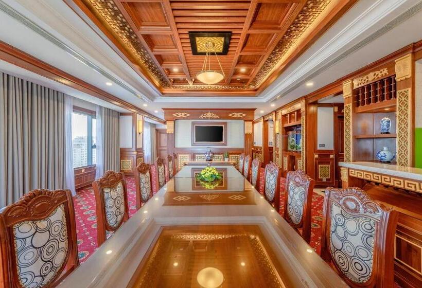 سوئیت پرزیدنت, Dlg Hotel Danang