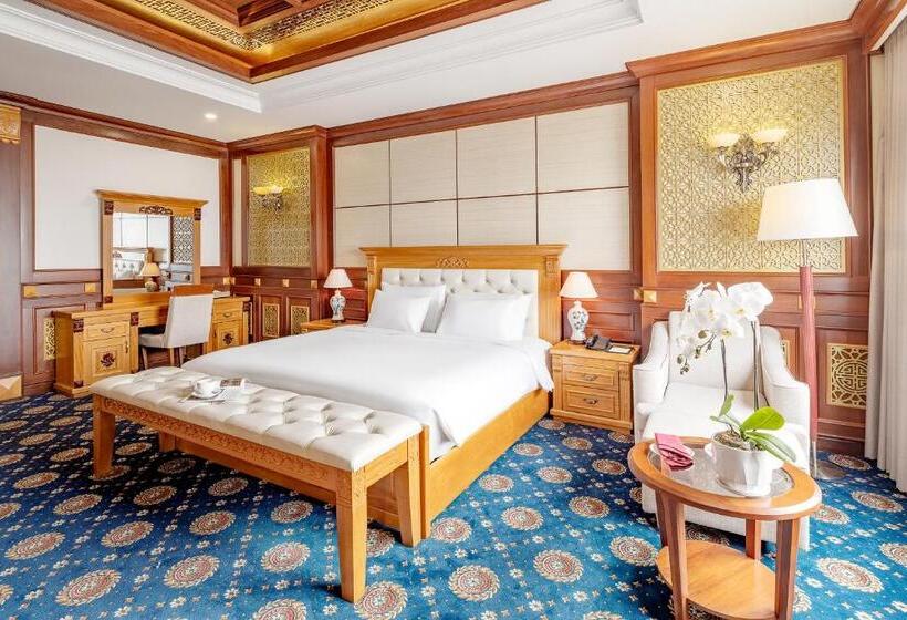 سوئیت پرزیدنت, Dlg Hotel Danang