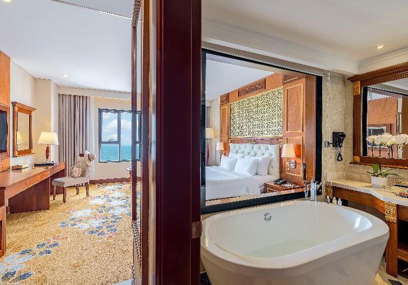 اتاق پرمیوم با چشمانداز دریا, Dlg Hotel Danang