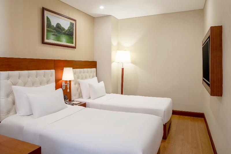 اتاق خانوادگی با چشم‌انداز دریا, Dlg Hotel Danang