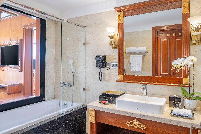 سوییت جونیور با چشمانداز دریا, Dlg Hotel Danang