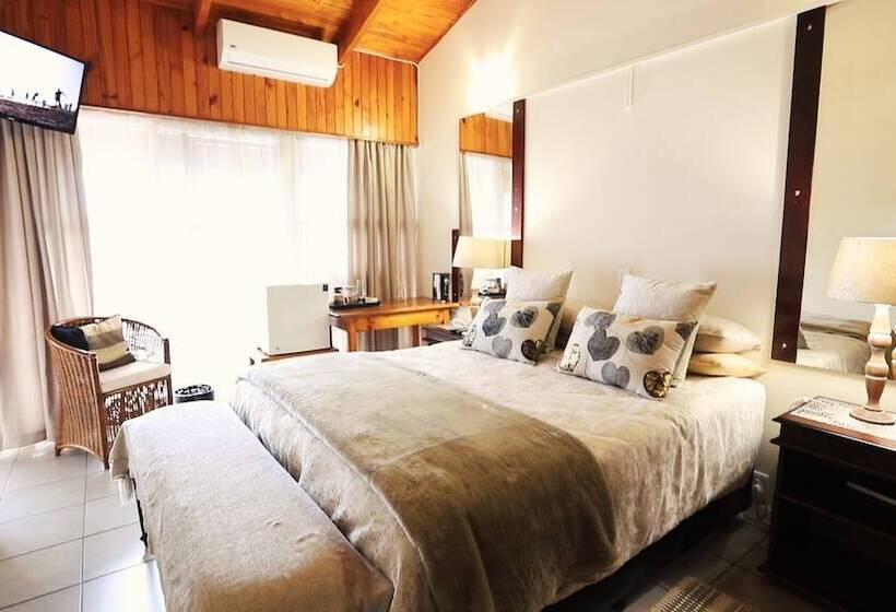 Номер Deluxe, The Rest Guest House