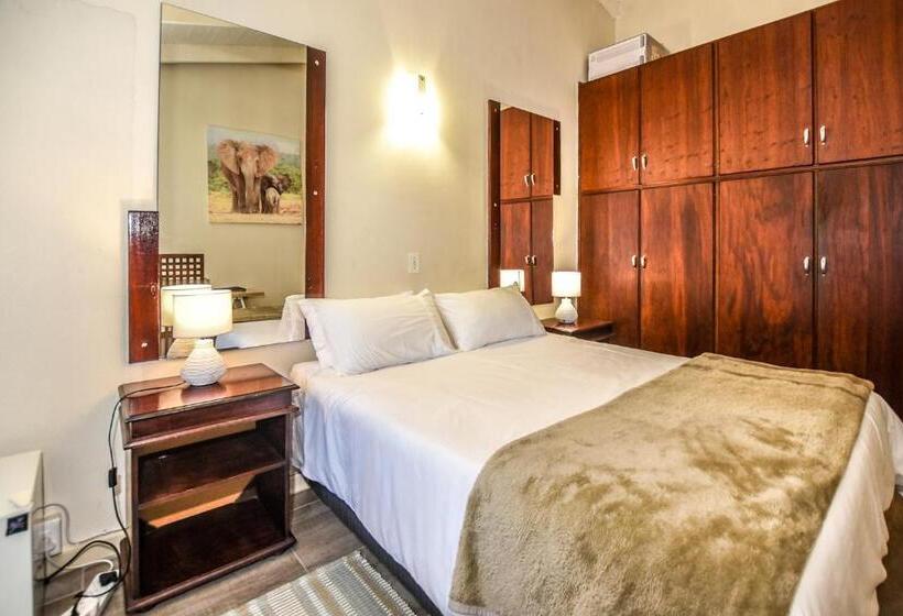 Номер Deluxe, The Rest Guest House