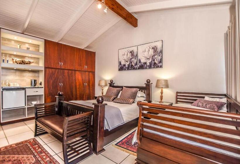 Семейный Номер, The Rest Guest House