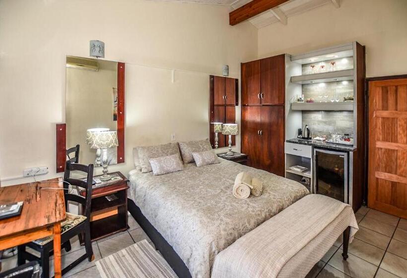 Номер Deluxe, The Rest Guest House