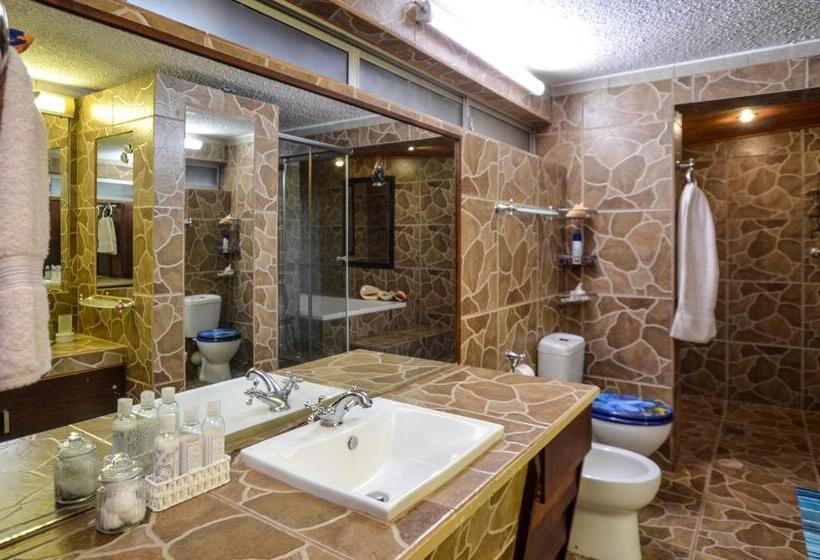 Семейный Номер, The Rest Guest House