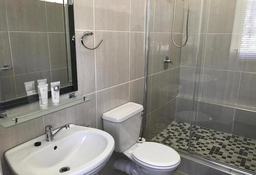 Номер Deluxe, The Rest Guest House